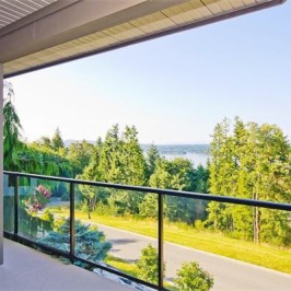 Enjoy Outdoors and Maintenance Free Living at The Gales on Vancouver Island